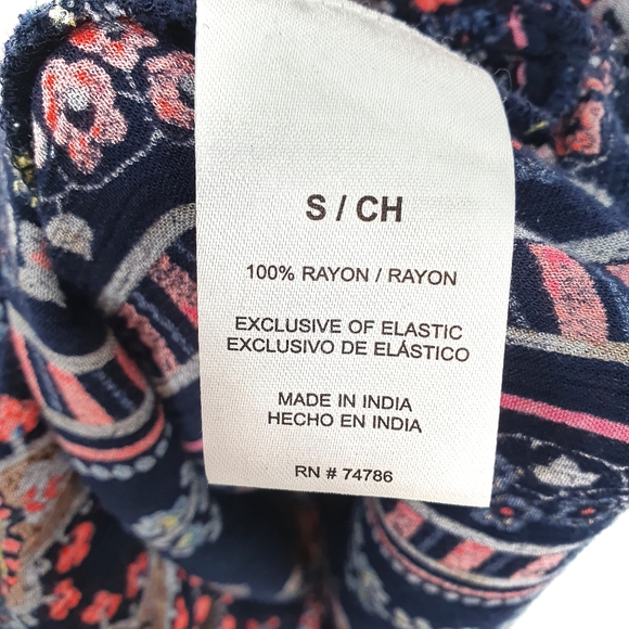 BILA Mixed Floral Sleeveless Dress - Picture 5 of 7